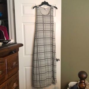 LuLaRoe Dani Dress Size small.